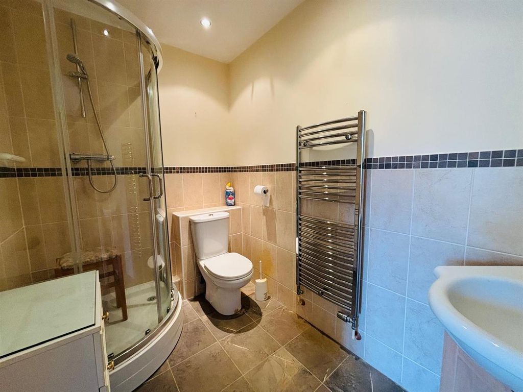Additional image 7 of 2 bed flat for saleSandmoor Garth, Bradford BD10