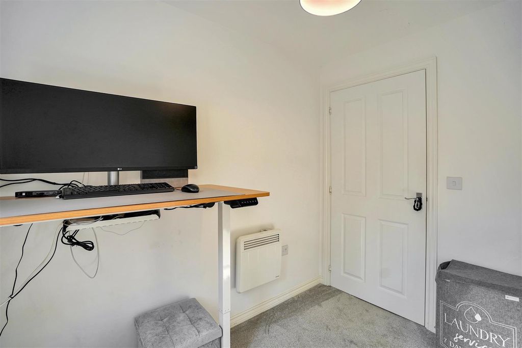 Additional image 11 of 2 bed flat for saleWhitstable Mews, Leeds LS12