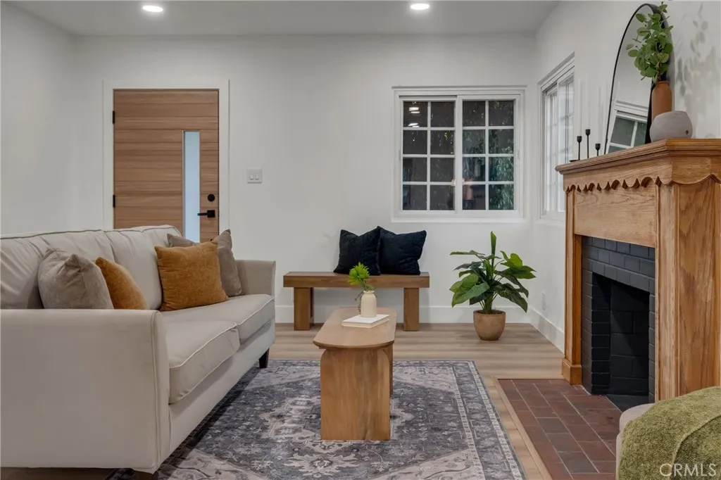 Additional image 9 of 1741 N Rose St, Burbank, CA 91505