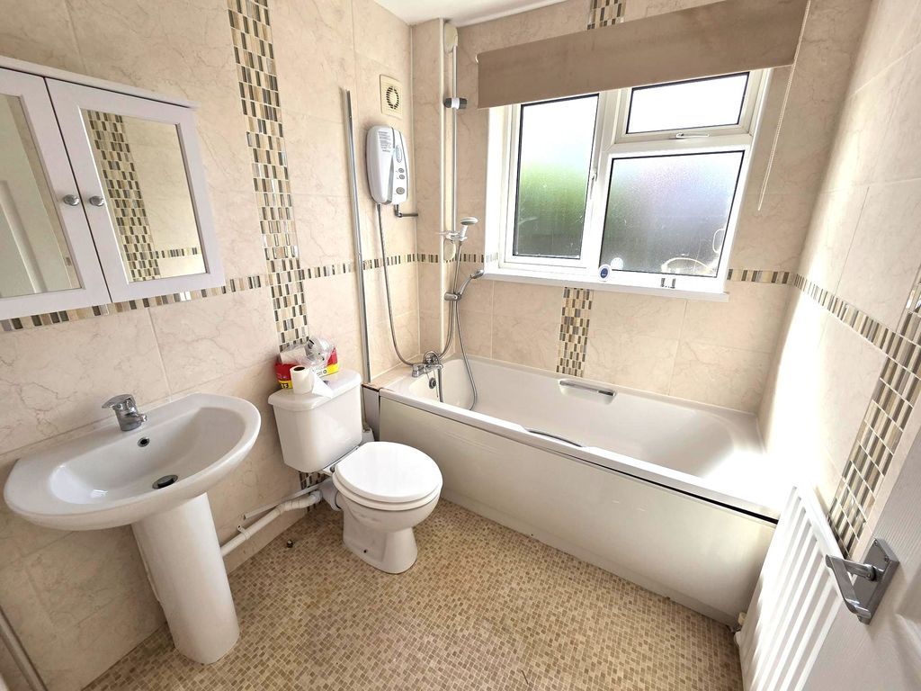 Additional image 16 of 3 bed semi-detached house to rentPen Y Cae, Caerphilly CF83