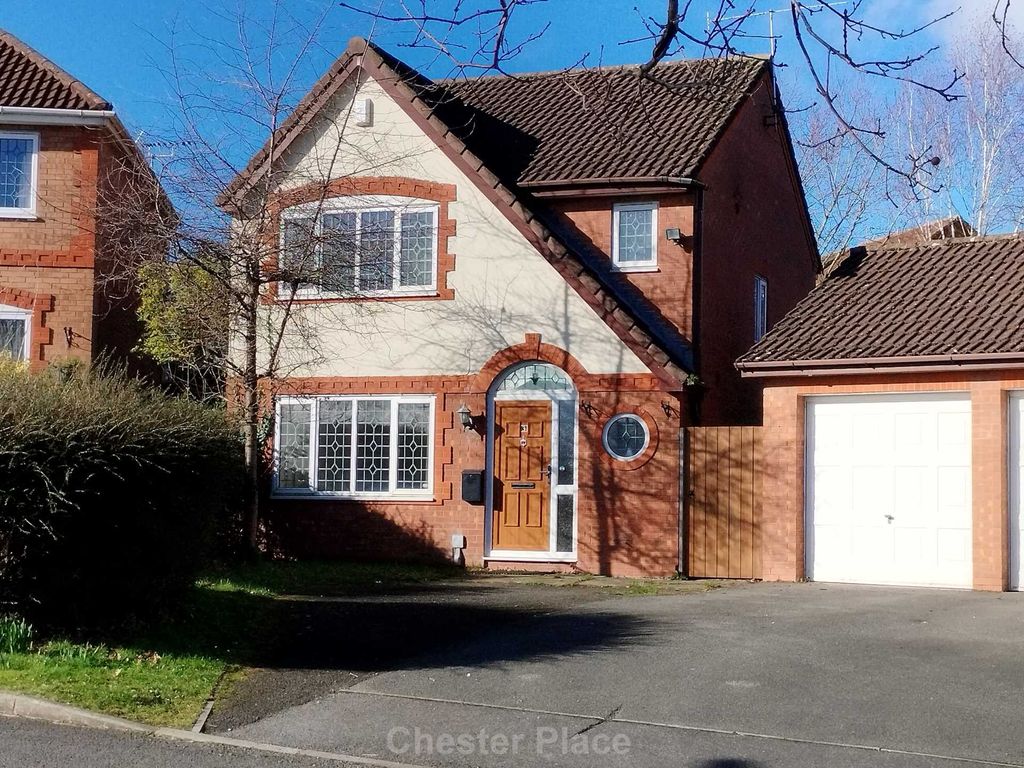 3 bed detached house to rentWillow Close, Buckley CH7