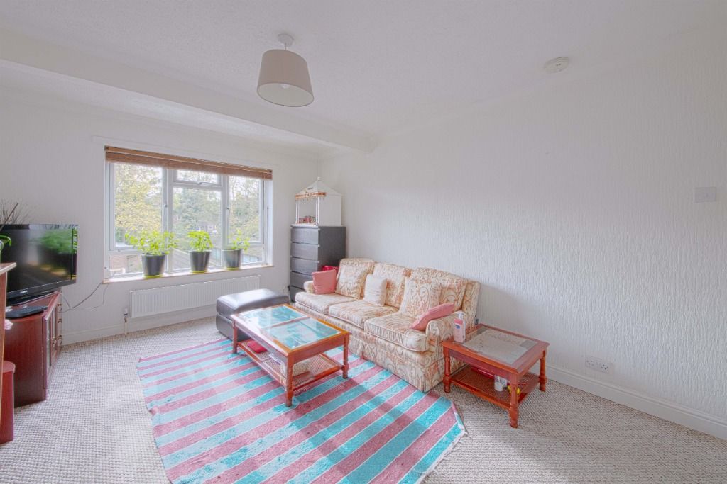 Additional image 2 of 2 bed flat for saleSomerset Lodge, Courtlands, Maidenhead SL6