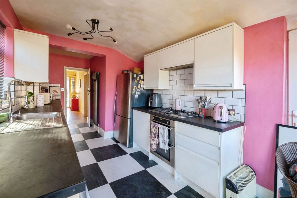 Additional image 6 of 3 bed semi-detached house for saleWindsor Road, Hull HU5