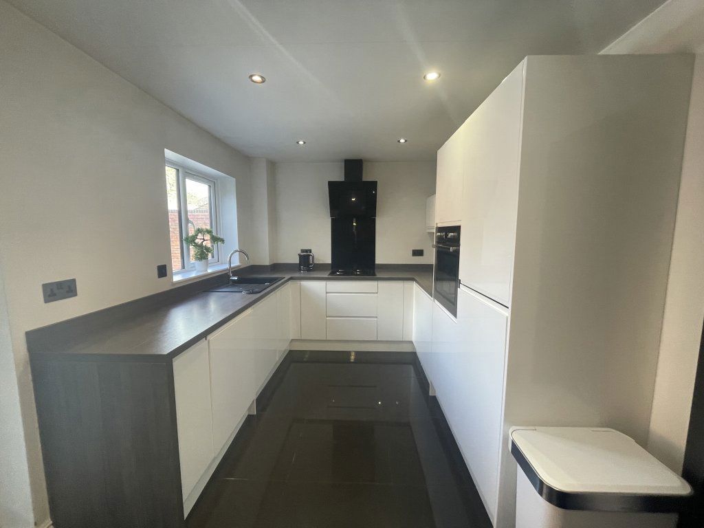 Additional image 2 of 3 bed property to rentRushfield Gardens, Bridgend CF31