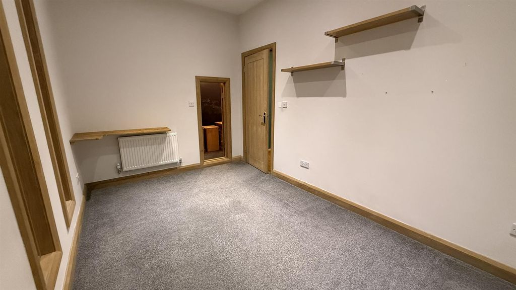 Additional image 9 of 4 bed semi-detached house to rentVilla Road, Cheddleton, Leek ST13