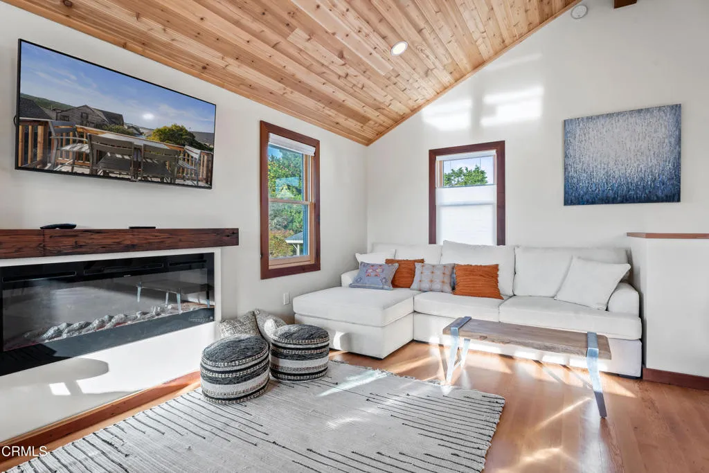 Additional image 11 of 45070 Main Street, Mendocino, CA 95460