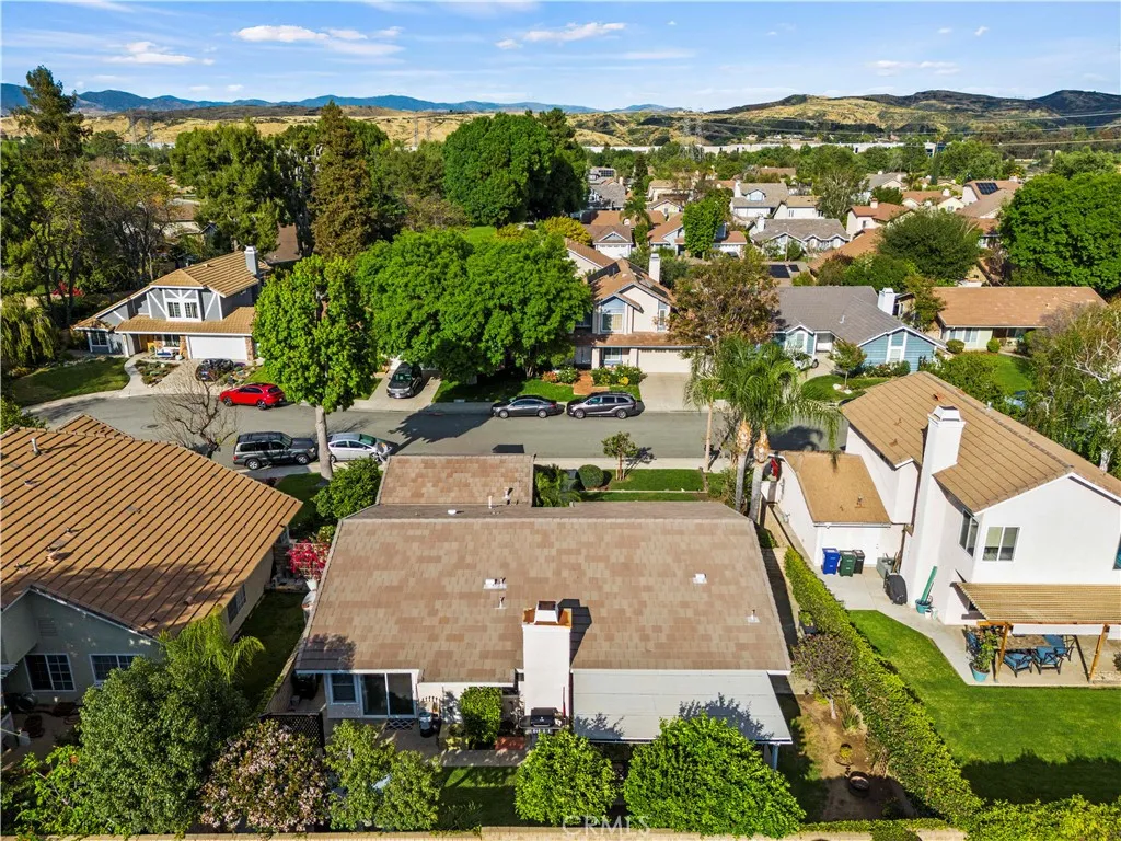 Additional image 77 of 25547 Via Impreso, Valencia, CA 91355