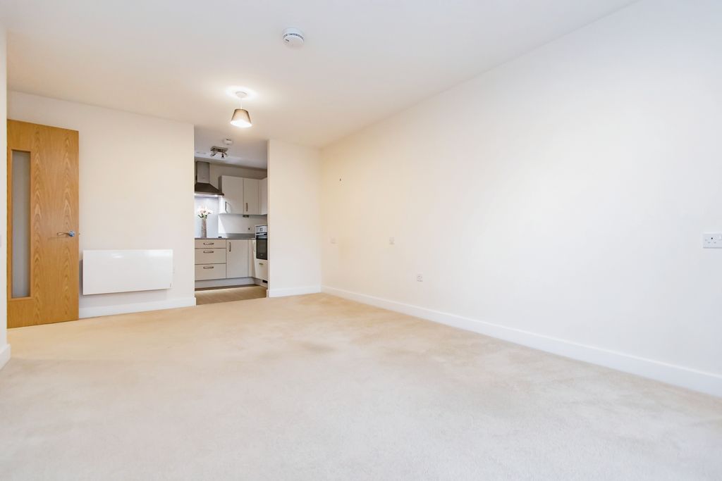 Additional image 5 of 2 bed flat for saleKingfisher Court, South Street, Taunton TA1