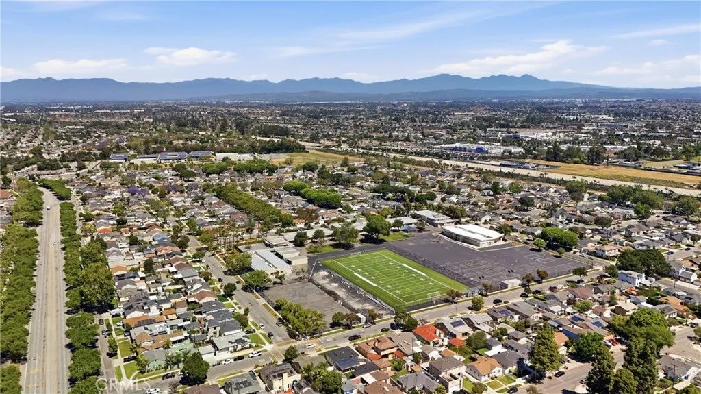Additional image 96 of 6926 E Peabody St, Long Beach, CA 90808
