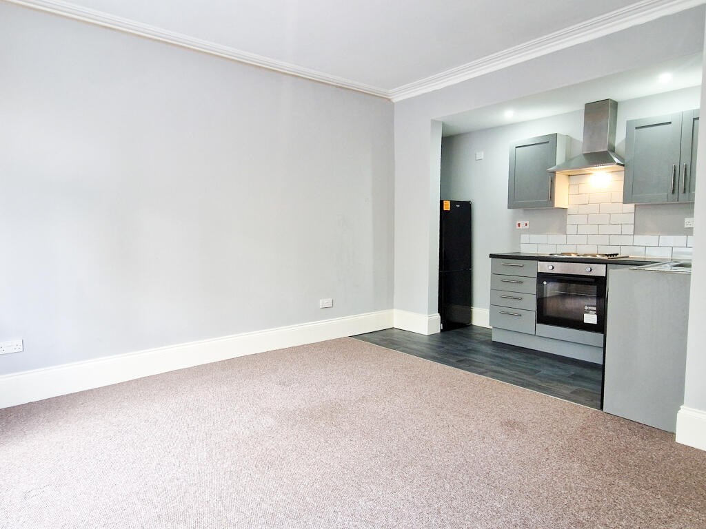 Yardley Wood Road Moseley B13 9JL photo 5
