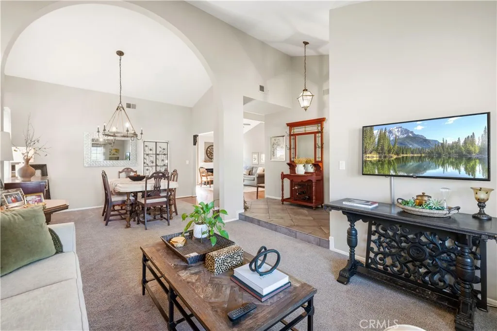 Additional image 89 of 25547 Via Impreso, Valencia, CA 91355