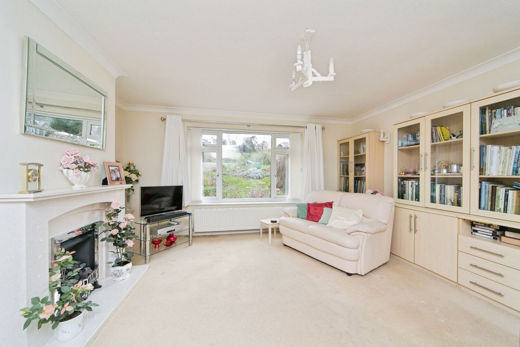 Additional image 3 of 2 bed bungalow for salePark Road, Llanfairfechan, Conwy LL33