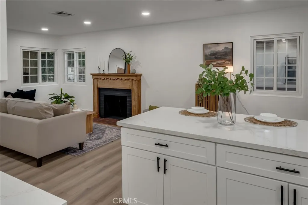 Additional image 17 of 1741 N Rose St, Burbank, CA 91505
