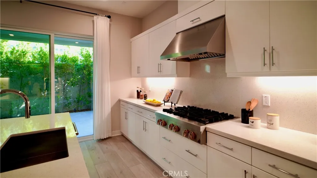Additional image 6 of 150 Edna Pkwy, Lake Forest, CA 92630
