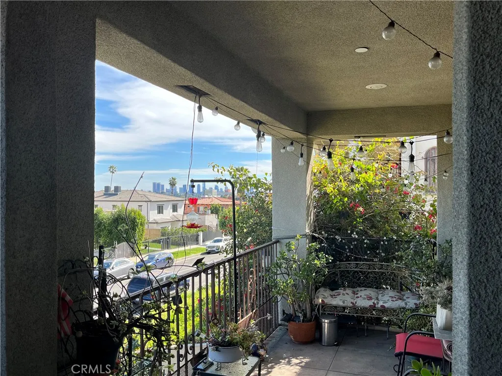 Additional image 13 of 2051 N Catalina street, Los Angeles, CA 90027