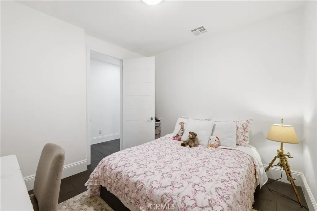 Additional image 21 of 143 N Arnaz Drive Unit 105, Beverly Hills, CA 90211