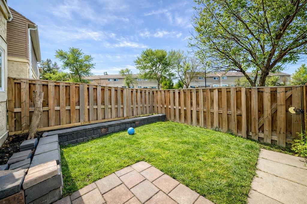 41-5520 1 Avenue SE, Calgary, AB, T2A 5Z7