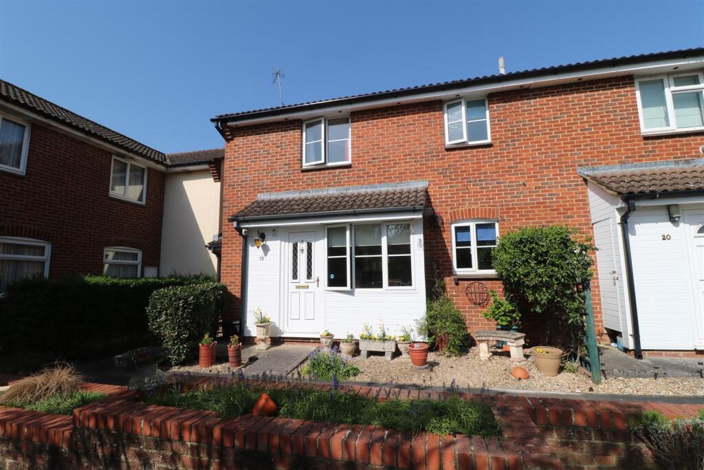 Buckleaze Close, Trowbridge