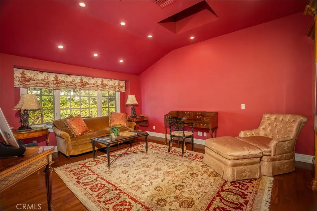Additional image 16 of 17420 Rancho St, Encino, CA 91316