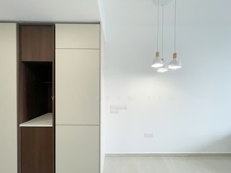8 Makeway Avenue photo 5