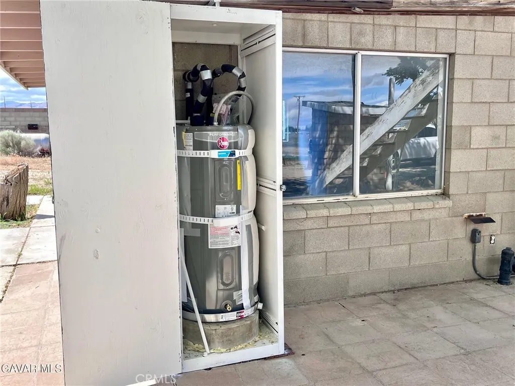 Additional image 18 of 38960 12th Street E, Palmdale, CA 93550