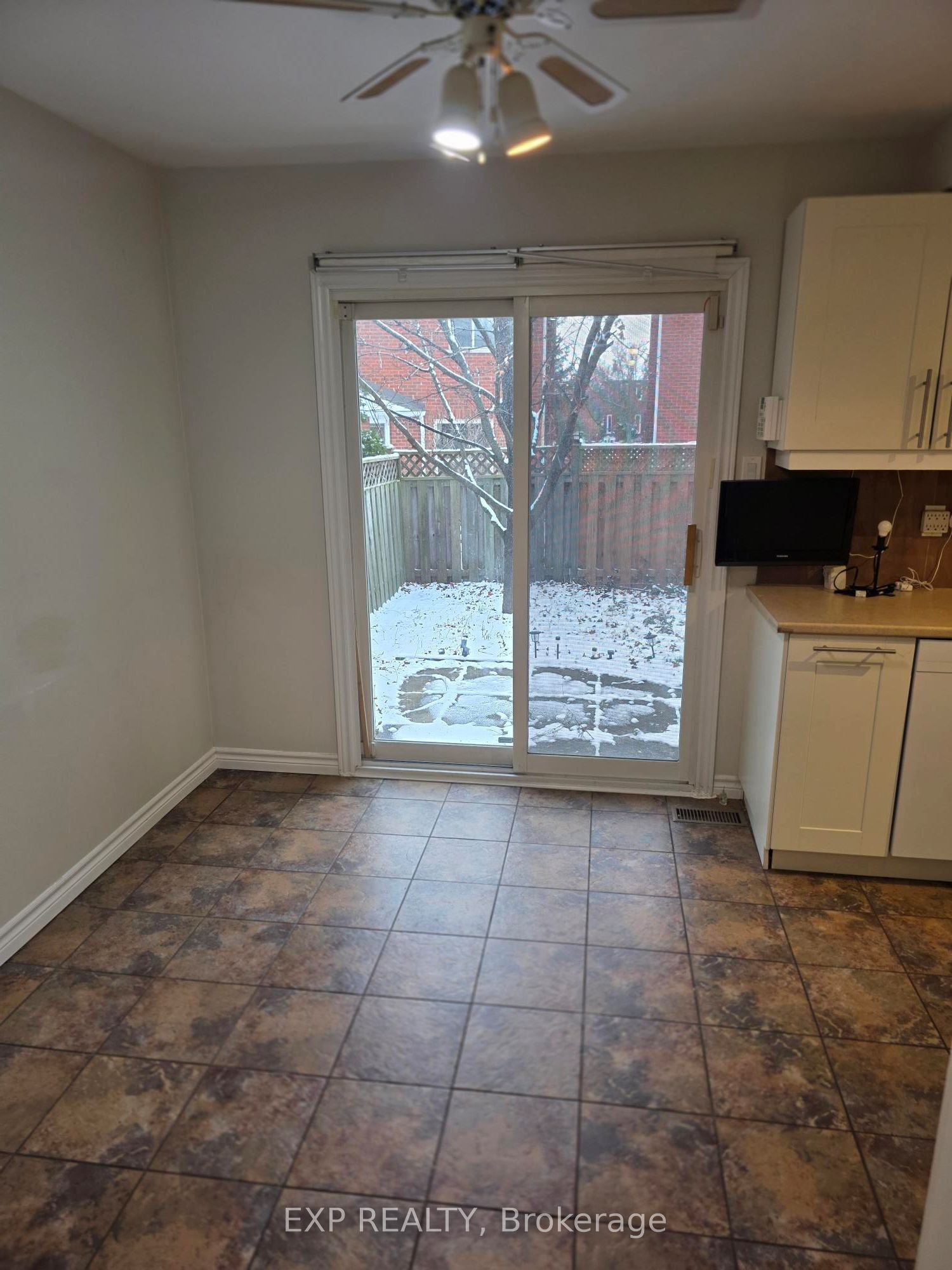 Additional image 4 of 1296 Valerie Crescent W, Oakville, ON, L6J 7E5