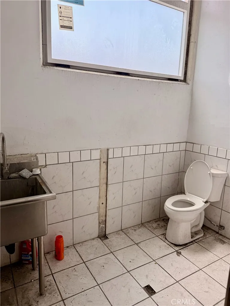Additional image 55 of 13623 Crenshaw Blvd, Hawthorne, CA 90250