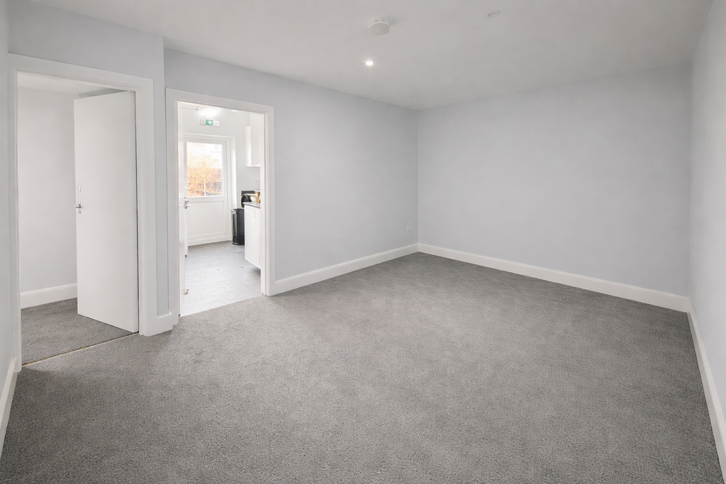 Additional image 5 of 8 bed shared accommodation to rentIngram Road, Gillingham ME7