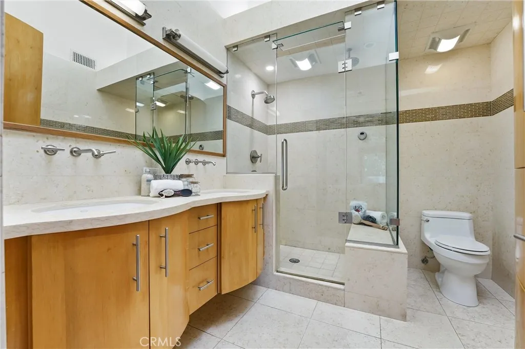 Additional image 26 of 19401 Sunray Lane Unit 204, Huntington Beach, CA 92648
