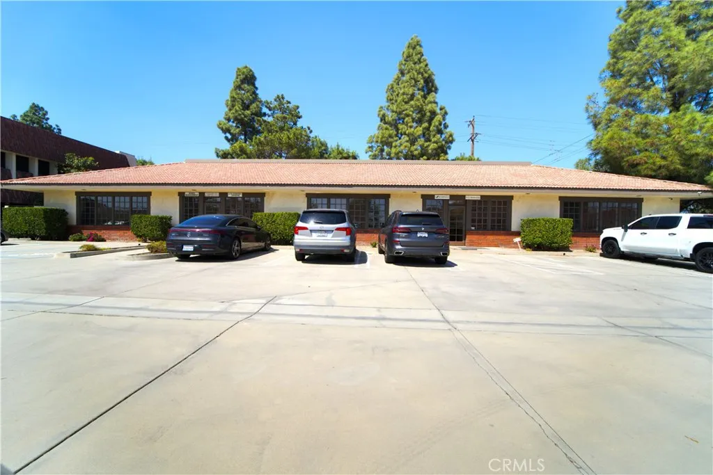 17409 Marquardt Ave, Cerritos, CA 90703