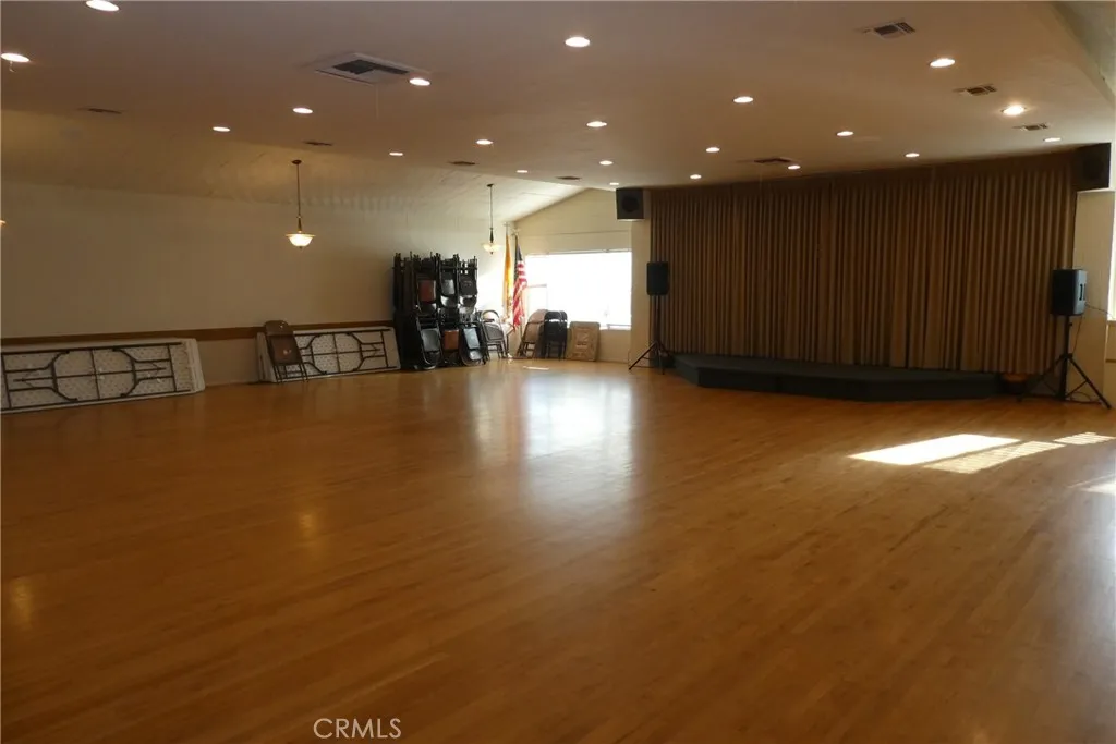 Additional image 76 of 2657 Honolulu Ave, Montrose, CA 91020