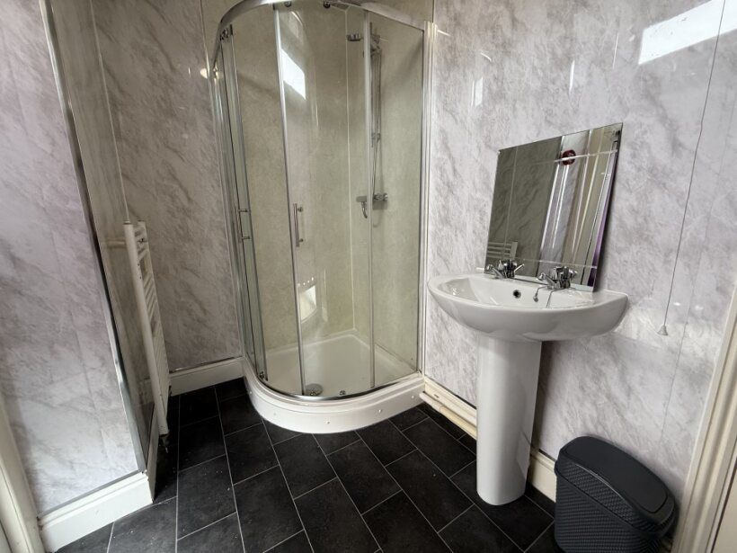 6 bed shared accommodation to rentMansel Street, Swansea SA1 photo 3
