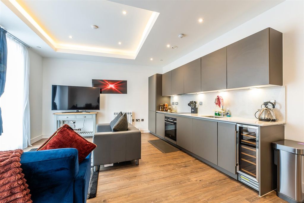 Additional image 3 of 1 bed flat for saleThe Waterside, Pavilion Road, West Bridgford NG2