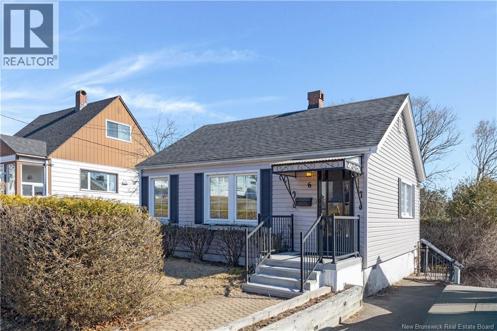 6 Pugsley Avenue
