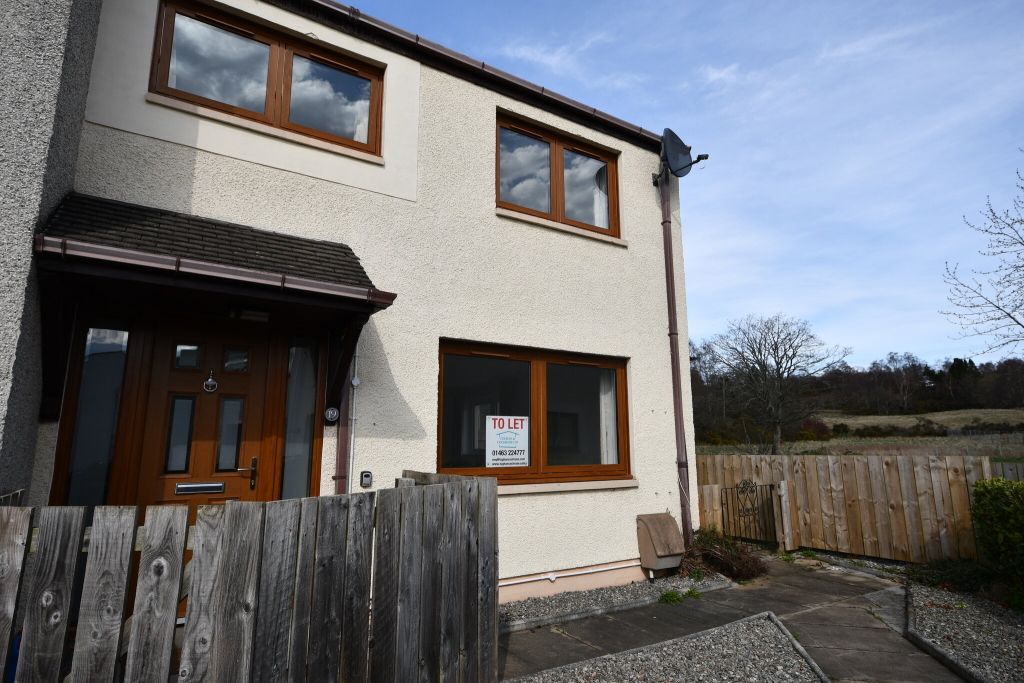 3 bed semi-detached house to rentBalvaird Terrace, Muir Of Ord IV6
