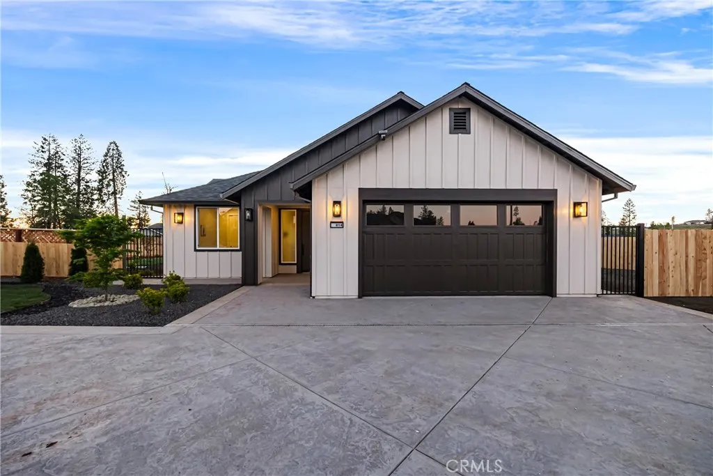 814 Camellia Drive, Paradise, CA 95969