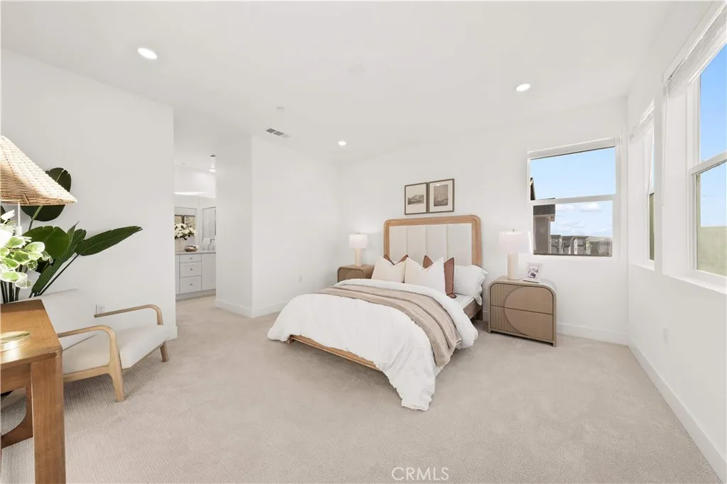 Additional image 25 of 470 Lobata, Irvine, CA 92618