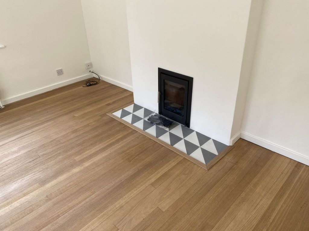 Additional image 3 of 3 bed flat to rentTerwick Lane, Rogate, Petersfield, Hampshire GU31