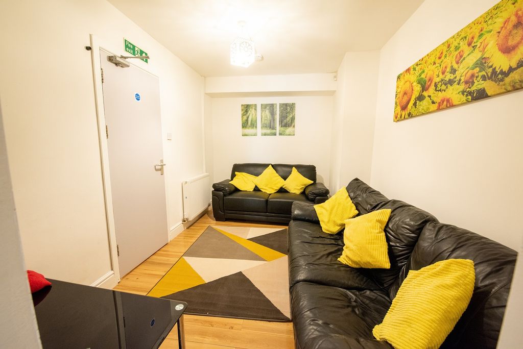 6 bed shared accommodation to rentWilliam Street, Swansea SA1 photo 5