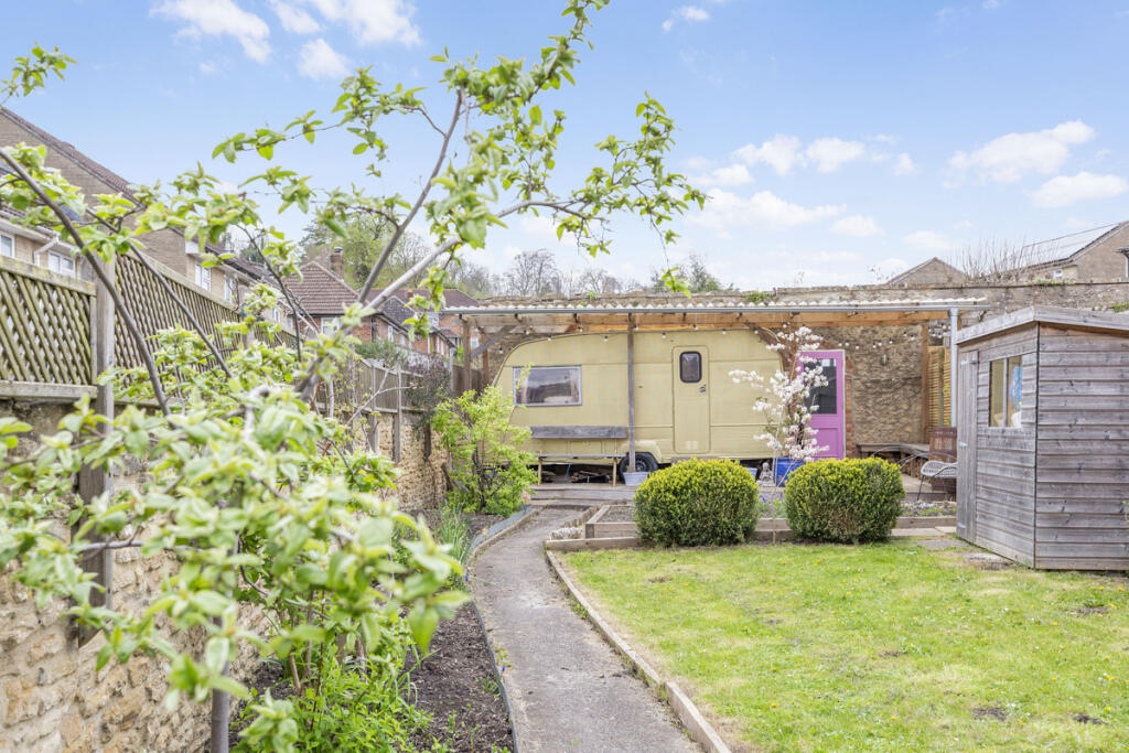 Additional image 17 of Quaperlake Street, Bruton, BA10