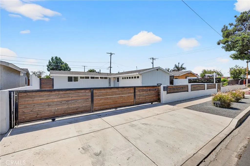 Additional image 8 of 3210 E Janice Street, Long Beach, CA 90805