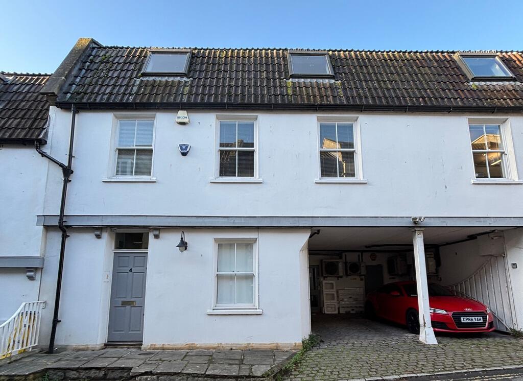 4 Palace Yard Mews, Bath, Bath And North East Somerset, BA1 2NH