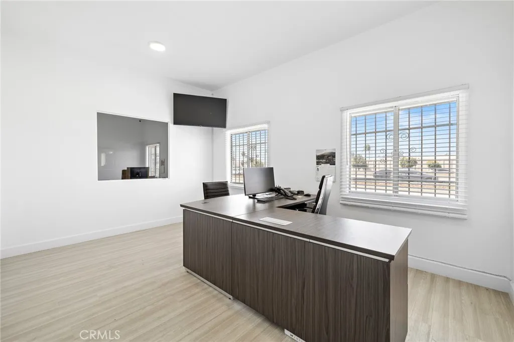 Additional image 15 of 5017 Telegraph Road, Los Angeles, CA 90022