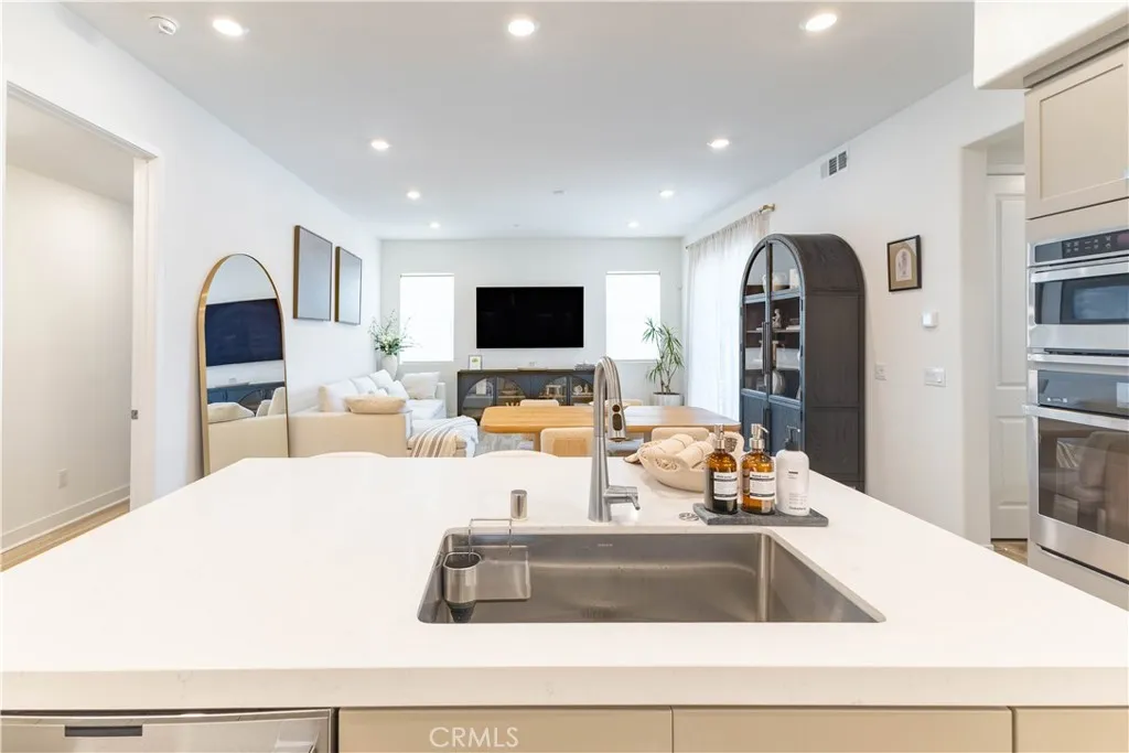 Additional image 21 of 147 Sash, Irvine, CA 92618