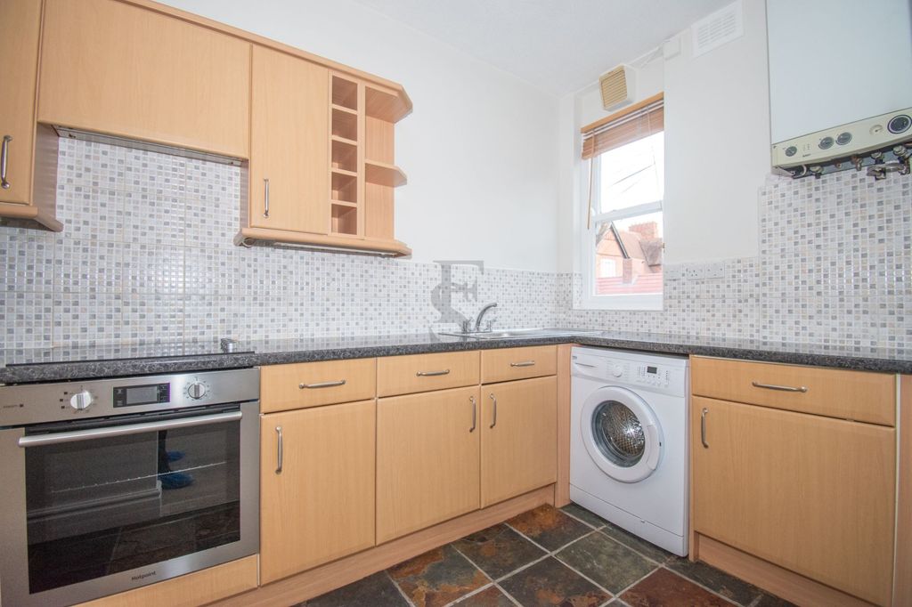 Additional image 5 of 1 bed flat for saleAlexandra Road, Stoneygate LE2