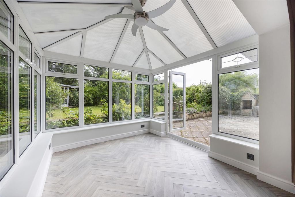 Additional image 8 of 4 bed detached bungalow for saleSoutham Lane, Southam, Cheltenham GL52