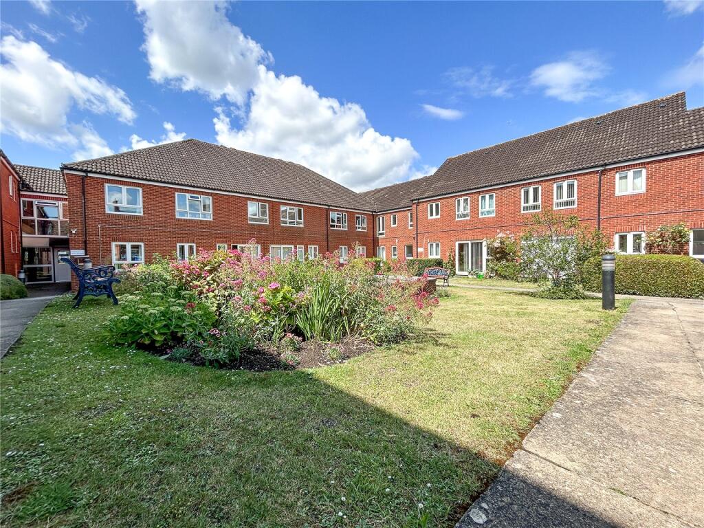 Fountain Court, Westbury