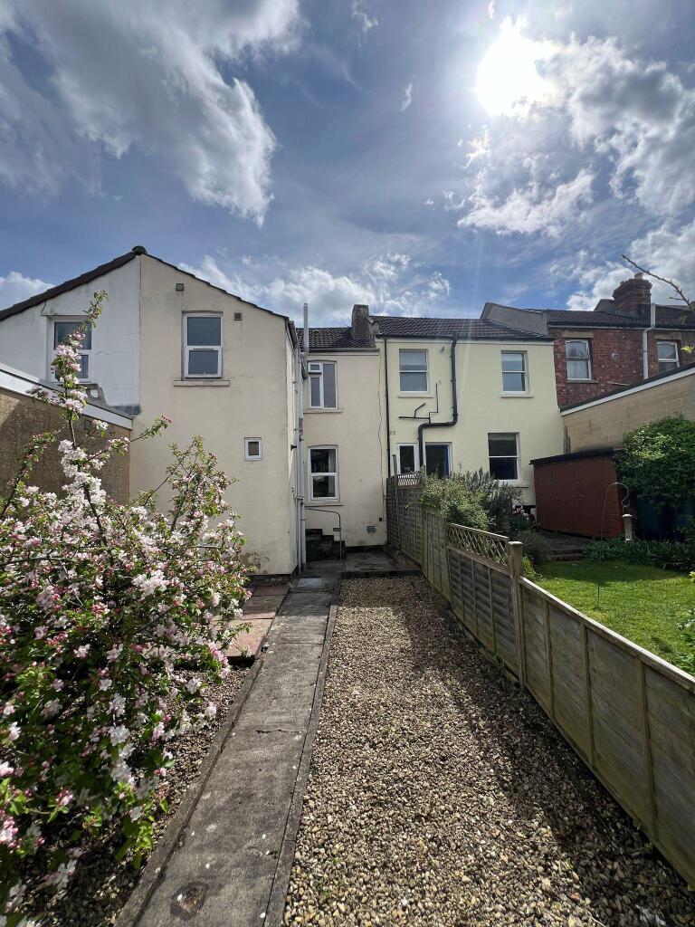 DARTMOUTH AVENUE, Bath
