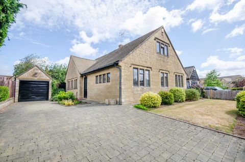 Riverwood Road, Frenchay, Bristol BS16