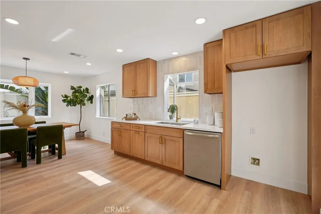 Additional image 13 of 2421 Clark Lane Unit B, Redondo Beach, CA 90278
